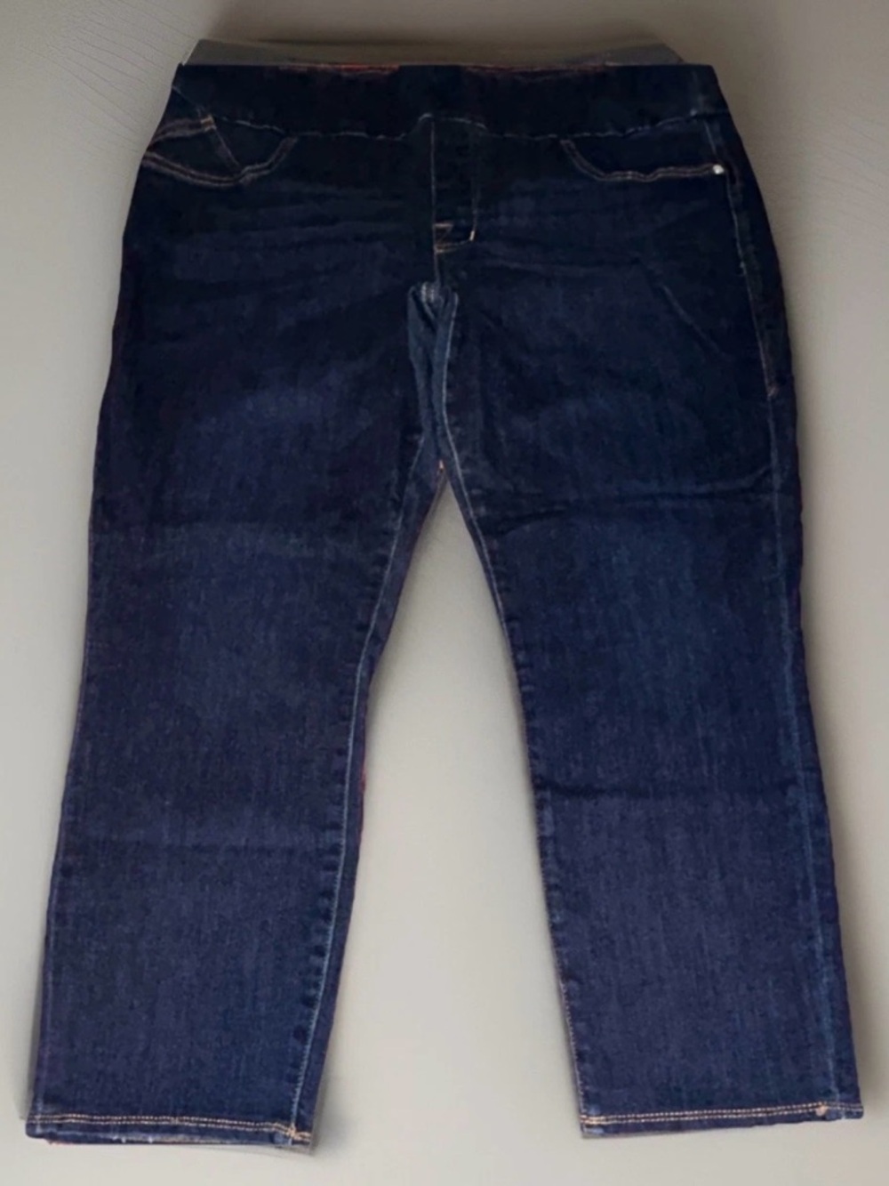 Rock & Republic Denim Pull-On Women's Jeans Dark Blue Solid Back Pocket